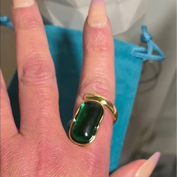 The Emerald Queen Ring in yellow gold plated 925 silver adjustable - Picture 7 of 11